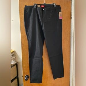 Dickies Skinny Original 4 pocket midrise stretch twill Juniors size 20 black